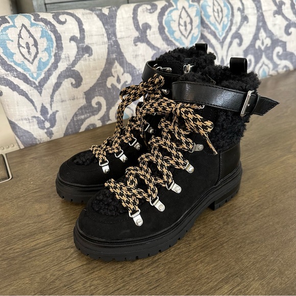 NIB Sam Edelman Gretchen Faux Shearling Trimmed Lace-Up Boot Size 6 - Picture 13 of 16